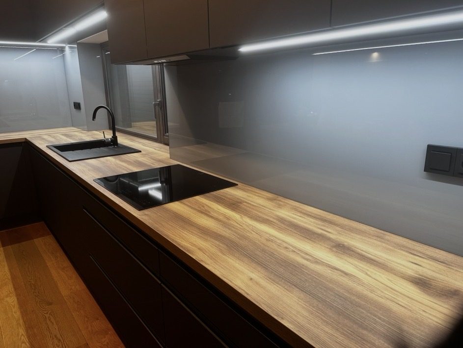 Sklo za kuchyňskou linku — Sklenářství Glass ABC Jablonec
